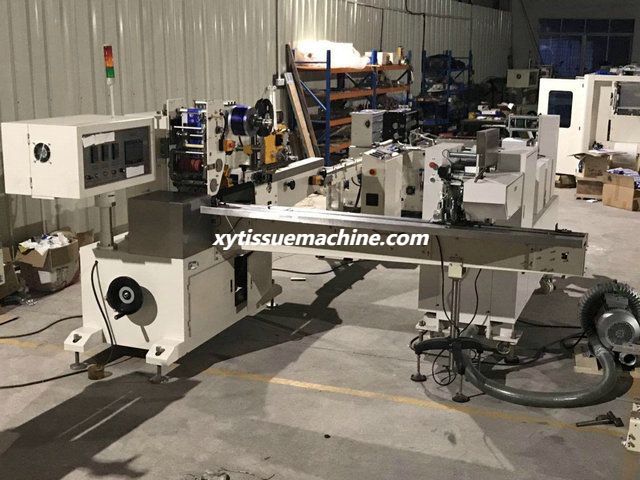 آلة تصنيع مناديل الجيب الصغيرة الأوتوماتيكية عالية السرعة CE 5